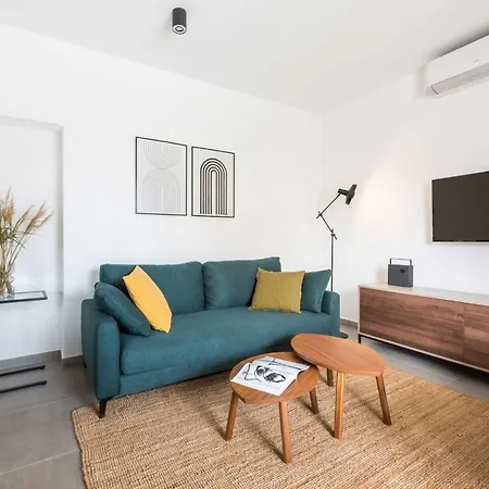 Auni Grey - Heated Pool - Rooftop - Seaview - *