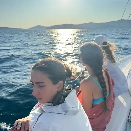 Vila Auni Grey - Heated Pool - Rooftop - Seaview -