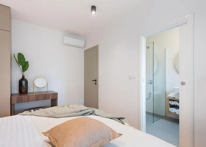 Auni Grey - Heated Pool - Rooftop - Seaview - Villa Kaštela