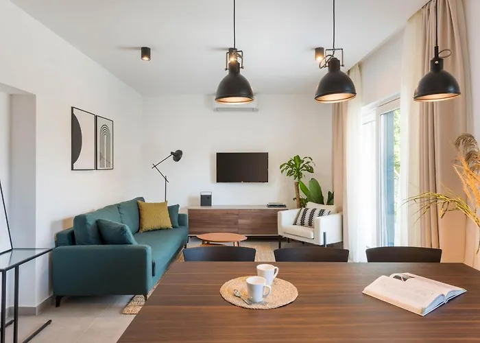 Villa Auni Grey - Heated Pool - Rooftop - Seaview -