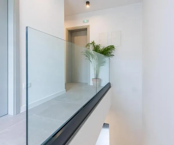 Auni Grey - Heated Pool - Rooftop - Seaview - Villa