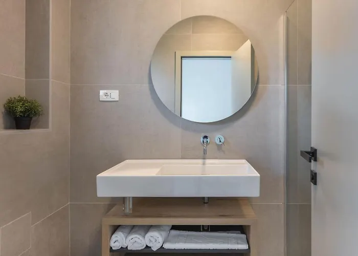 Auni Grey - Heated Pool - Rooftop - Seaview - Villa
