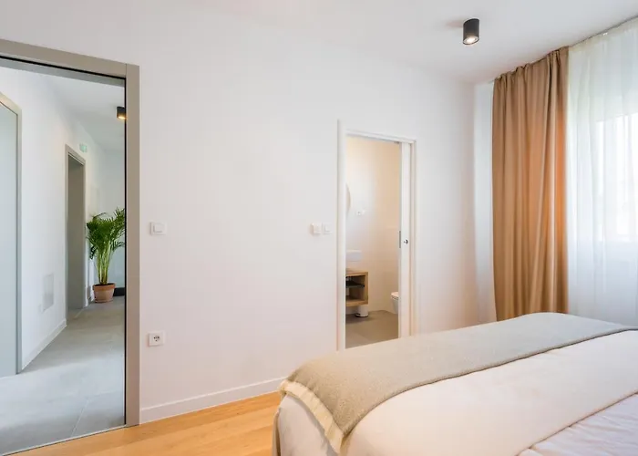 Auni Grey - Heated Pool - Rooftop - Seaview - * Kaštela