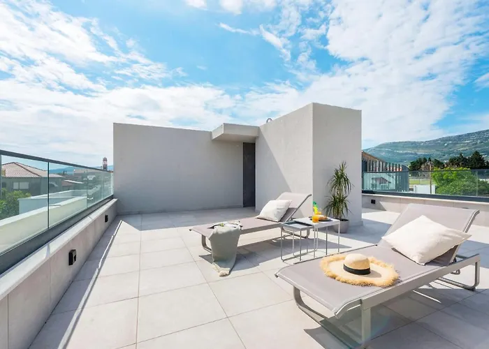 Auni Grey - Heated Pool - Rooftop - Seaview - * Kaštela